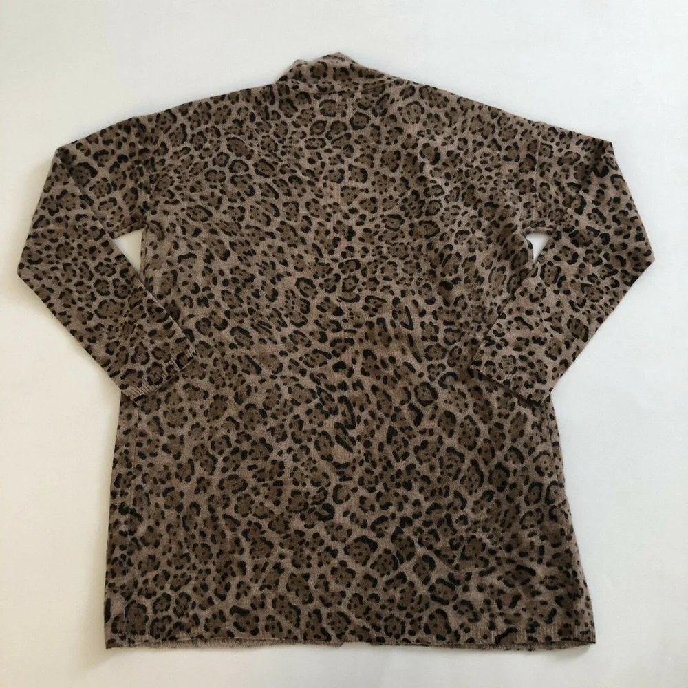 M Magaschoni Women's Leopard Cashmere Cardigan - Picture 6 of 6